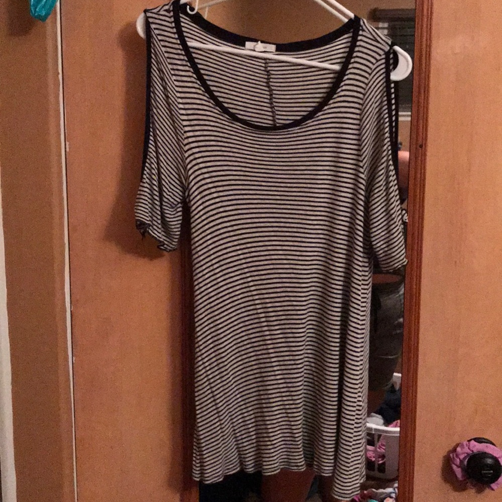 Half sleeve stripped shirt